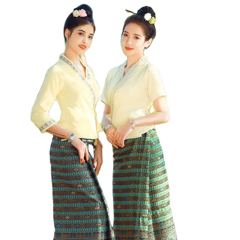 Hellgelbe thailändische Dai-Kl – Thai Silk Blouse Bewertung und Preis